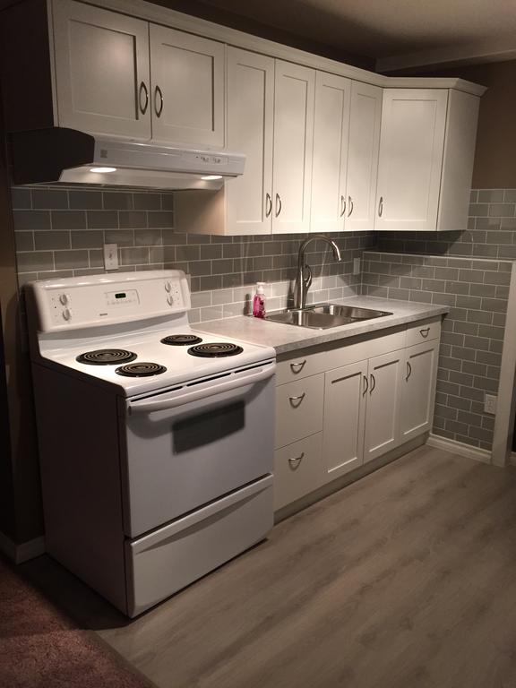 Newly Renovated Basement Suite! Lethbridge Exterior foto